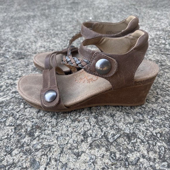 Aetrex Naya Sandals Women's 7.5 - 8 (EU 38) Brown Ankle Strap Wedge Comfortable - Picture 3 of 8